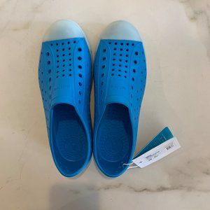 Native Jefferson Glow Shoes (Wave Blue)